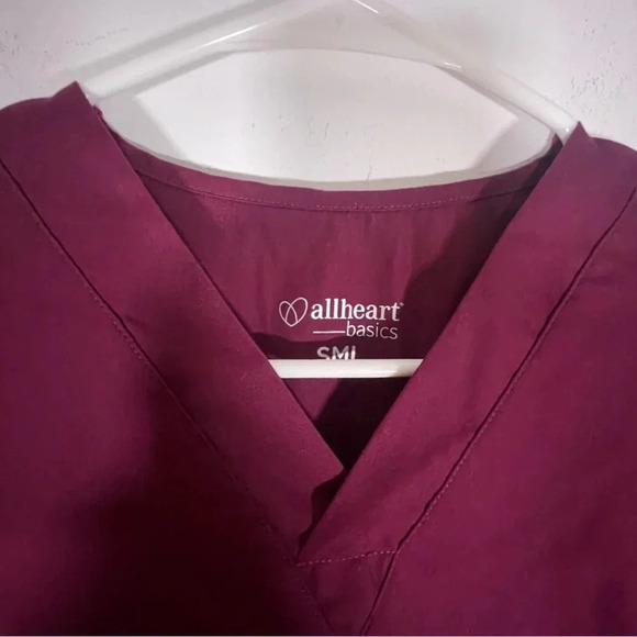 All Heart Unisex V-Neck Scrub Top size Small - Picture 3 of 6